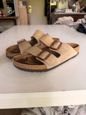 Birkenstock Arizona Tobacco - US 9-9.5 / EU 40 / UK 7
